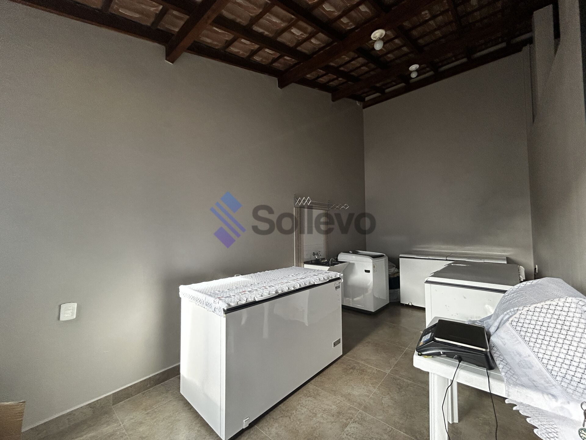 Casa à venda com 2 quartos, 450m² - Foto 9