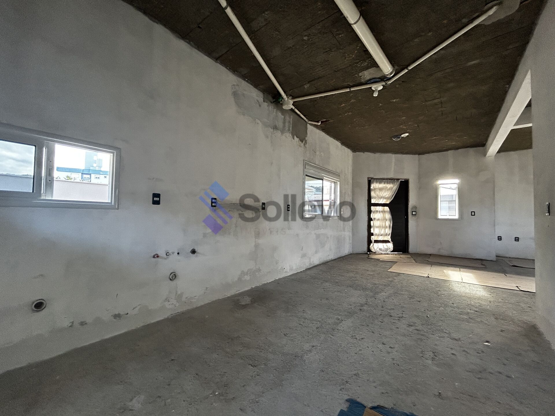 Casa à venda com 2 quartos, 450m² - Foto 4