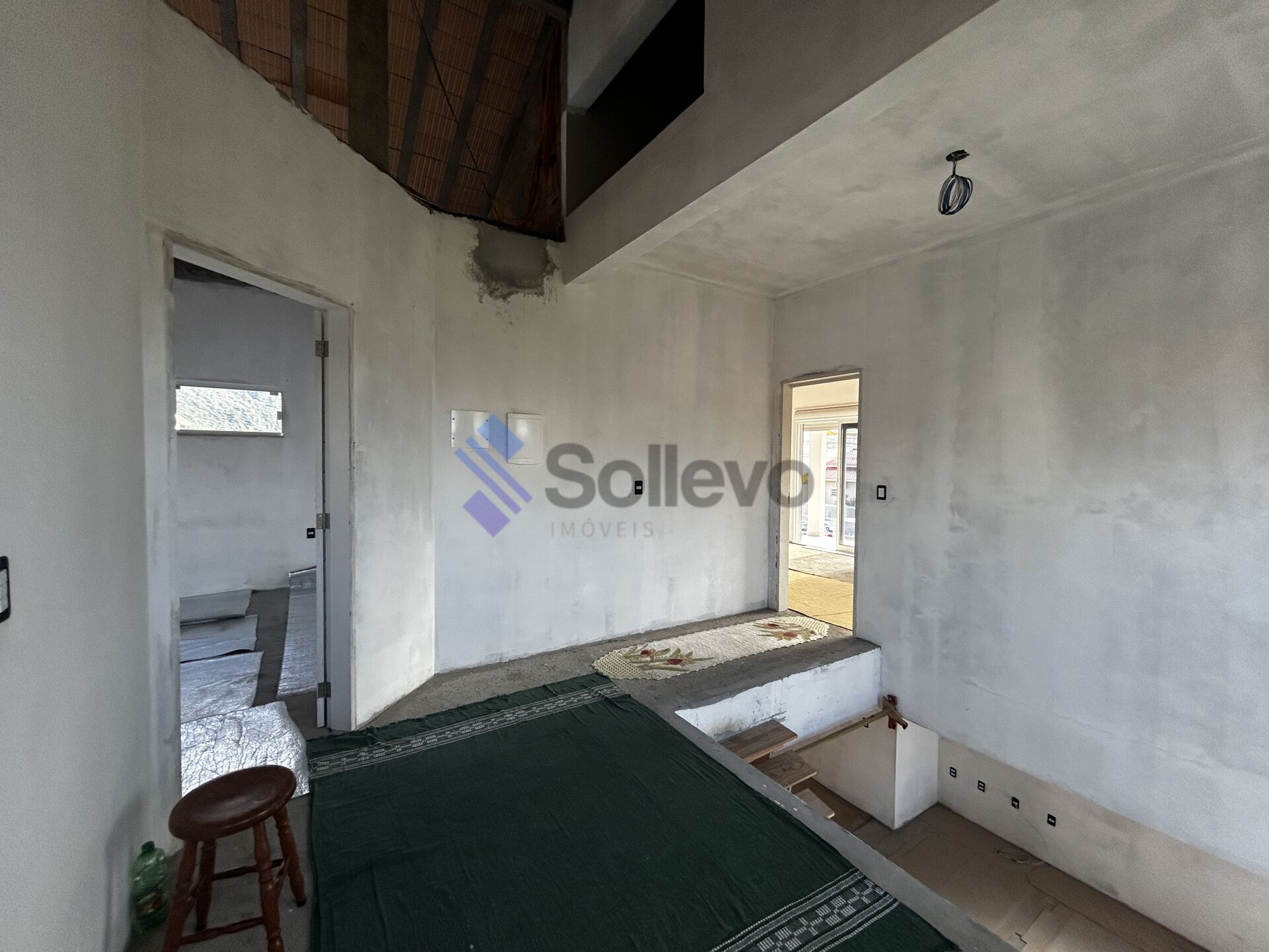 Casa à venda com 2 quartos, 450m² - Foto 15