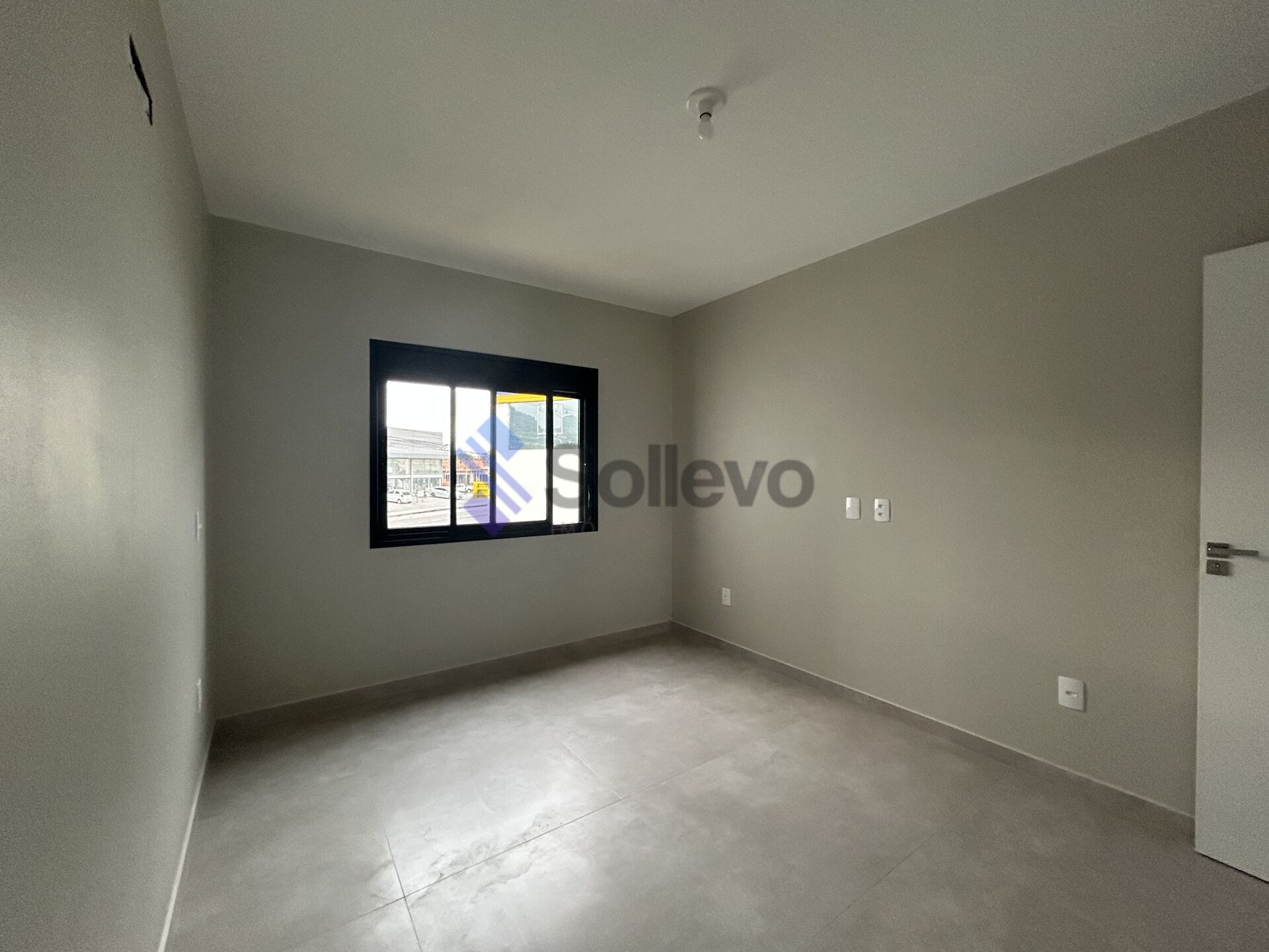 Casa à venda com 3 quartos, 108m² - Foto 3