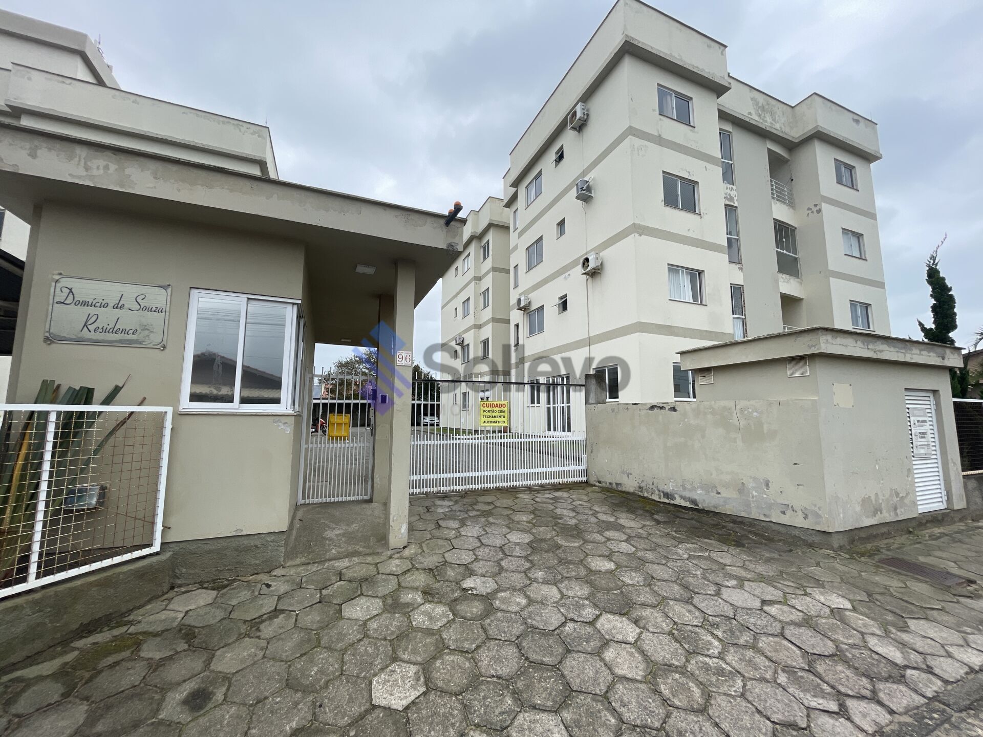 Apartamento à venda com 2 quartos, 55m² - Foto 1