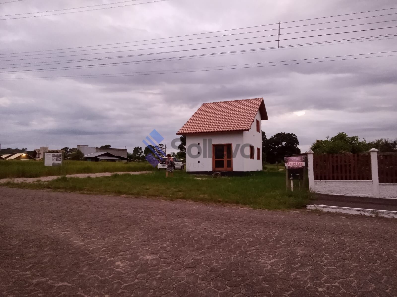 Sobrado à venda com 2 quartos, 51m² - Foto 1