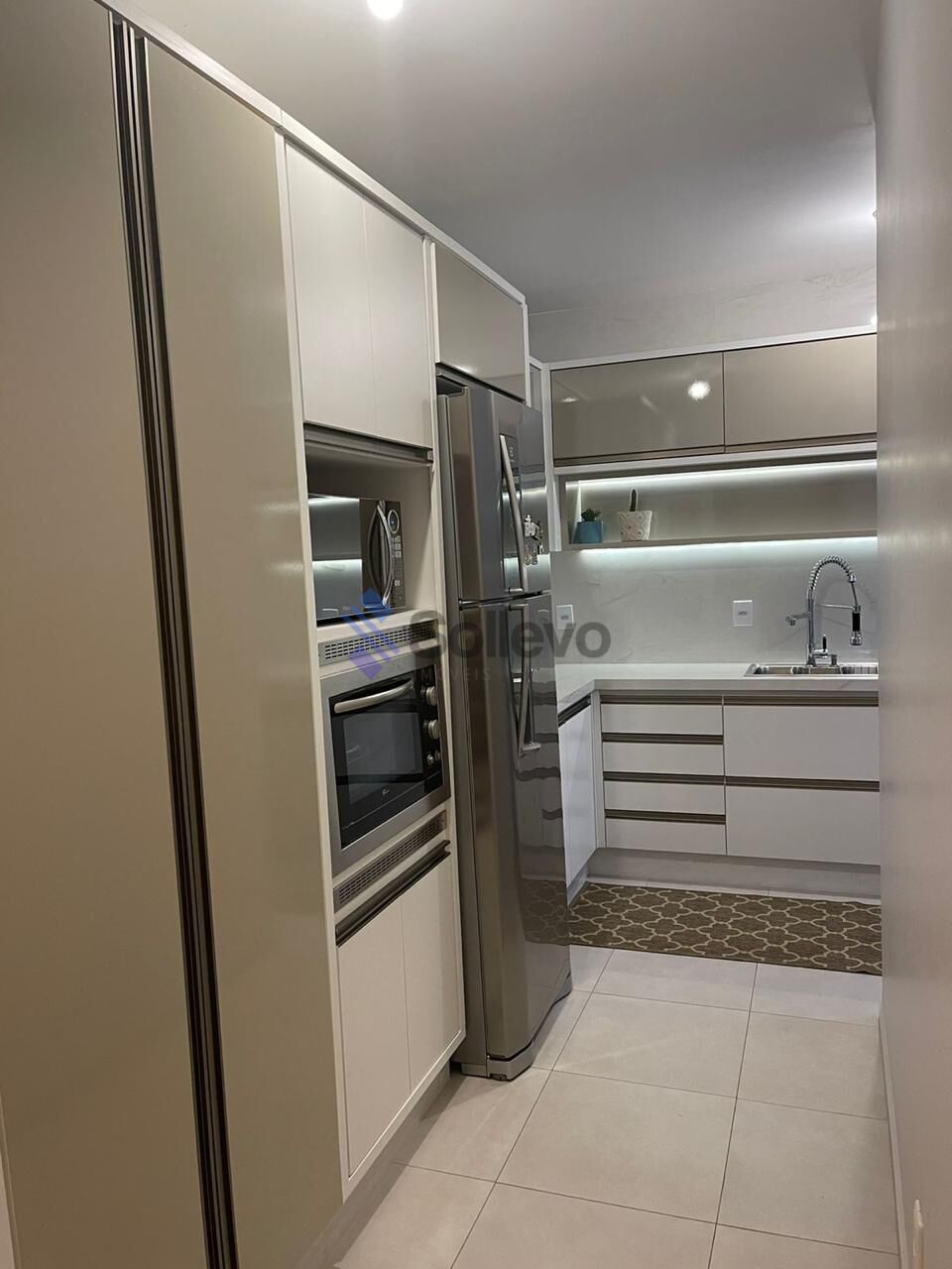 Apartamento à venda com 3 quartos, 92m² - Foto 10