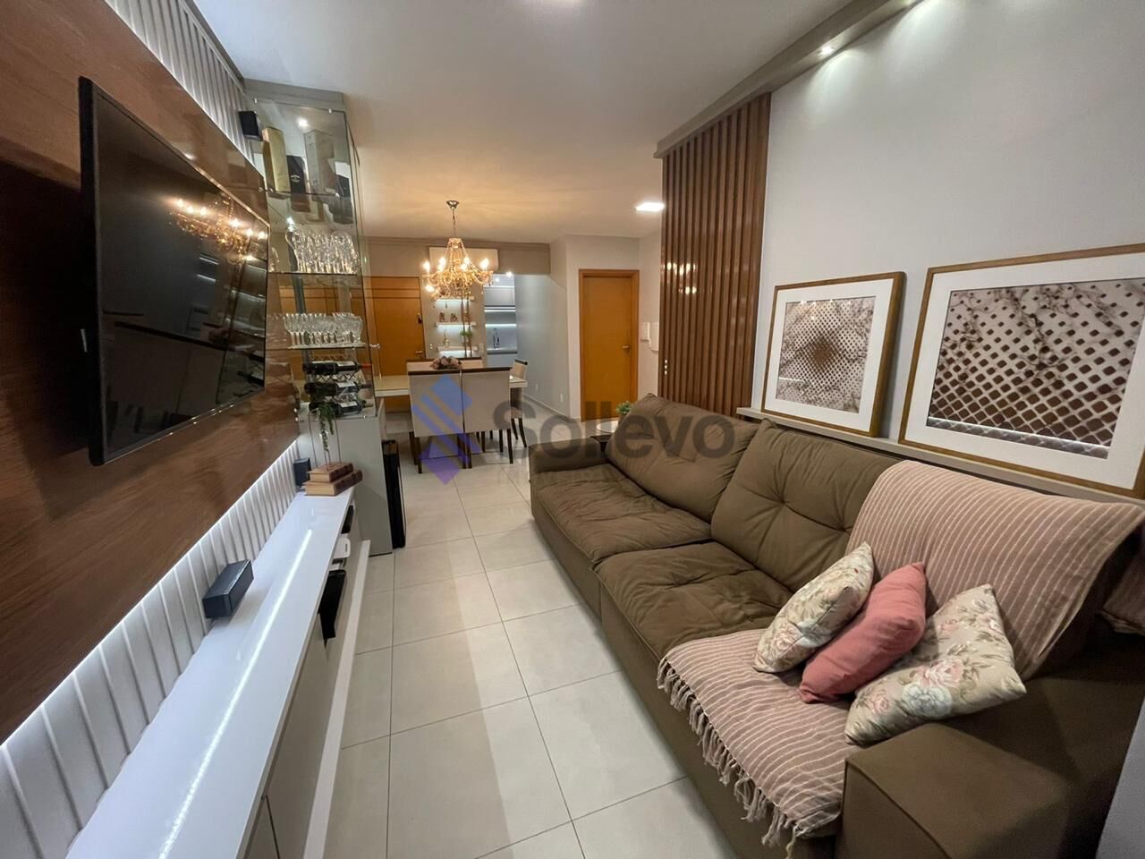 Apartamento à venda com 3 quartos, 92m² - Foto 1