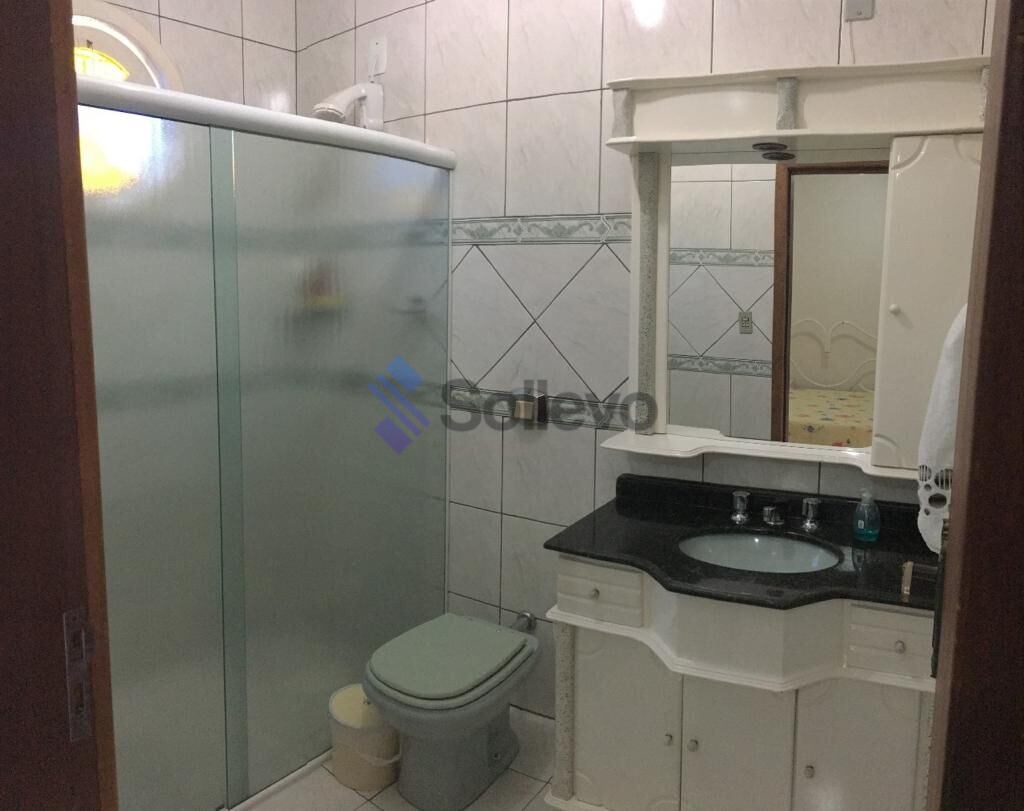 Casa à venda com 3 quartos, 180m² - Foto 22