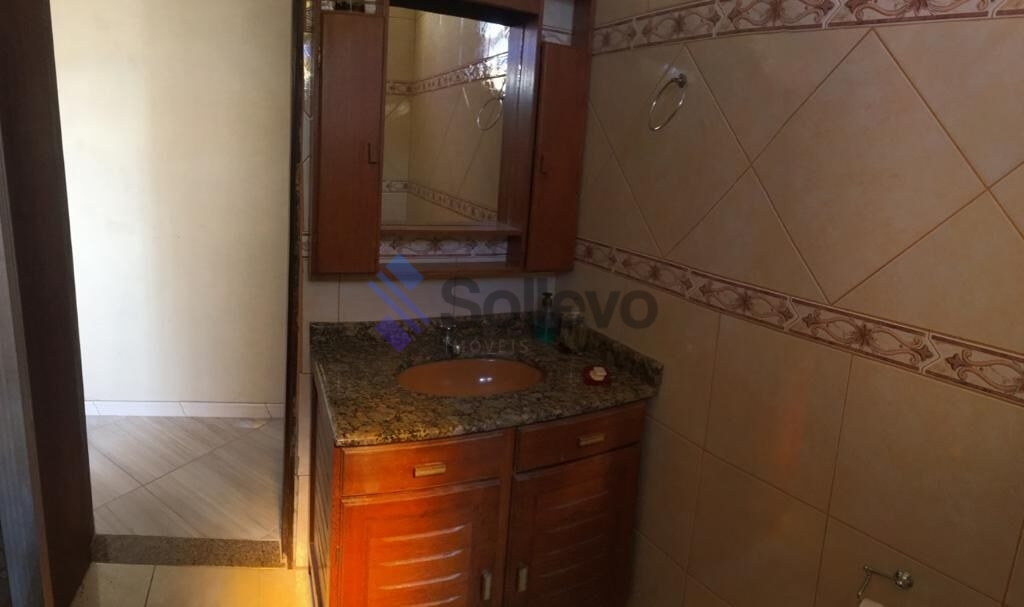 Casa à venda com 3 quartos, 180m² - Foto 23