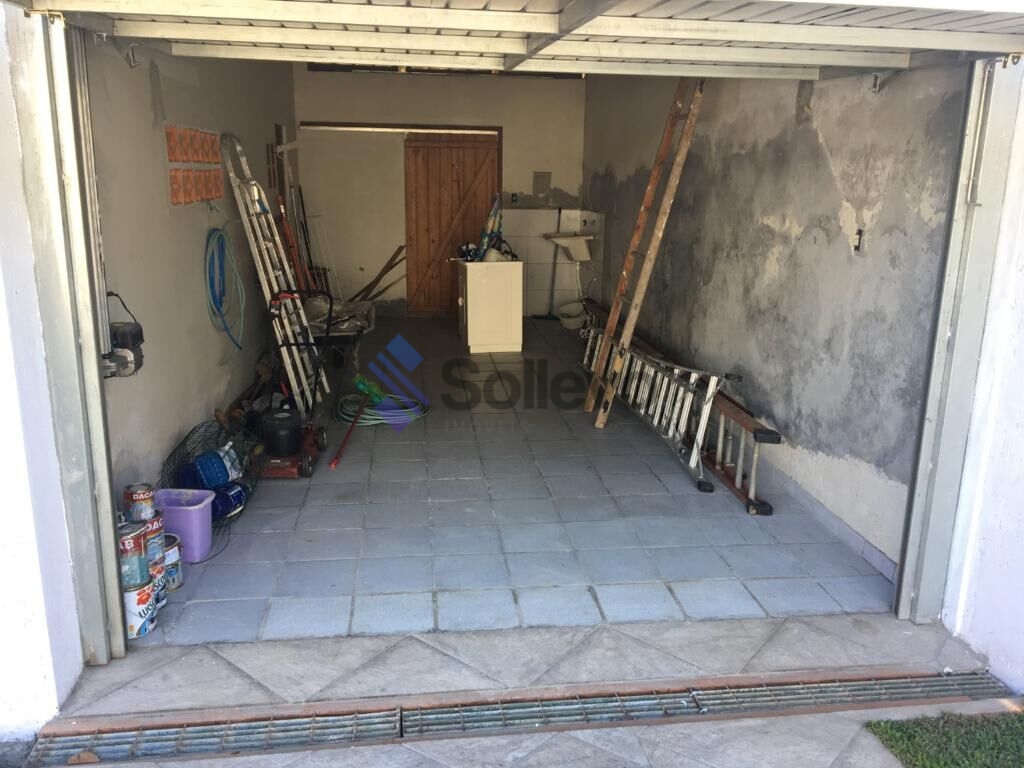 Casa à venda com 3 quartos, 180m² - Foto 14