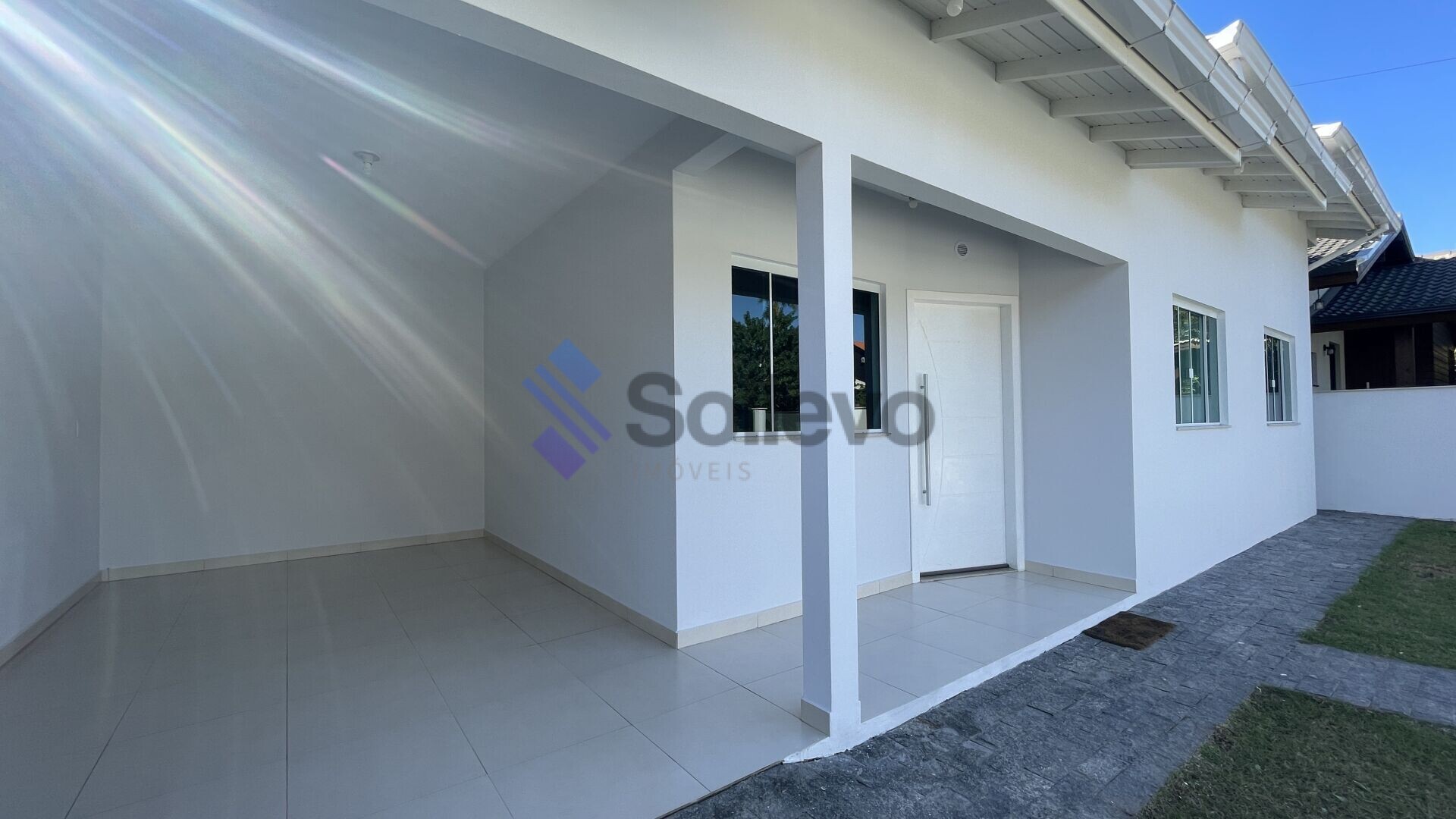 Casa à venda com 3 quartos, 110m² - Foto 4