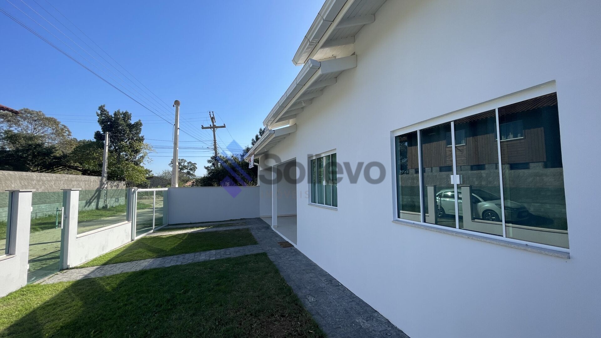 Casa à venda com 3 quartos, 110m² - Foto 3