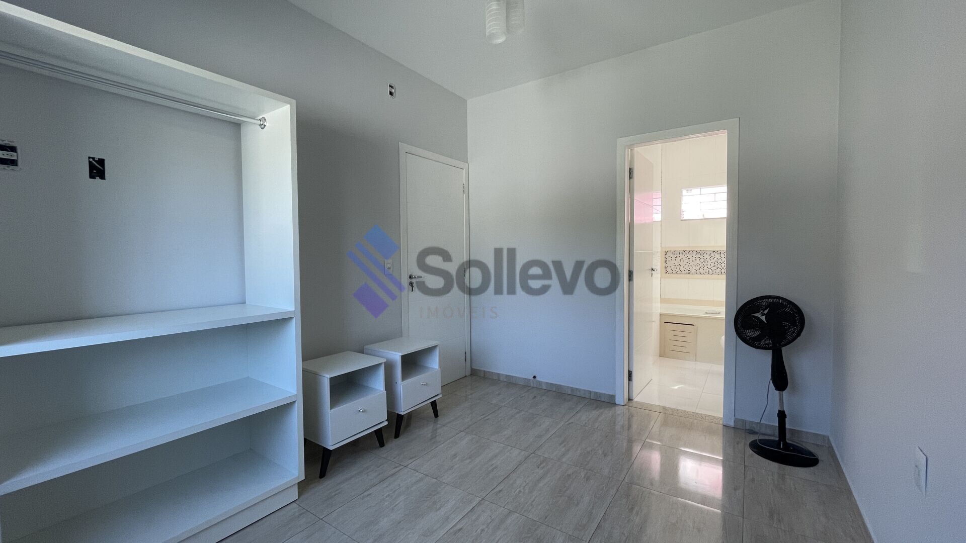 Casa à venda com 3 quartos, 110m² - Foto 14