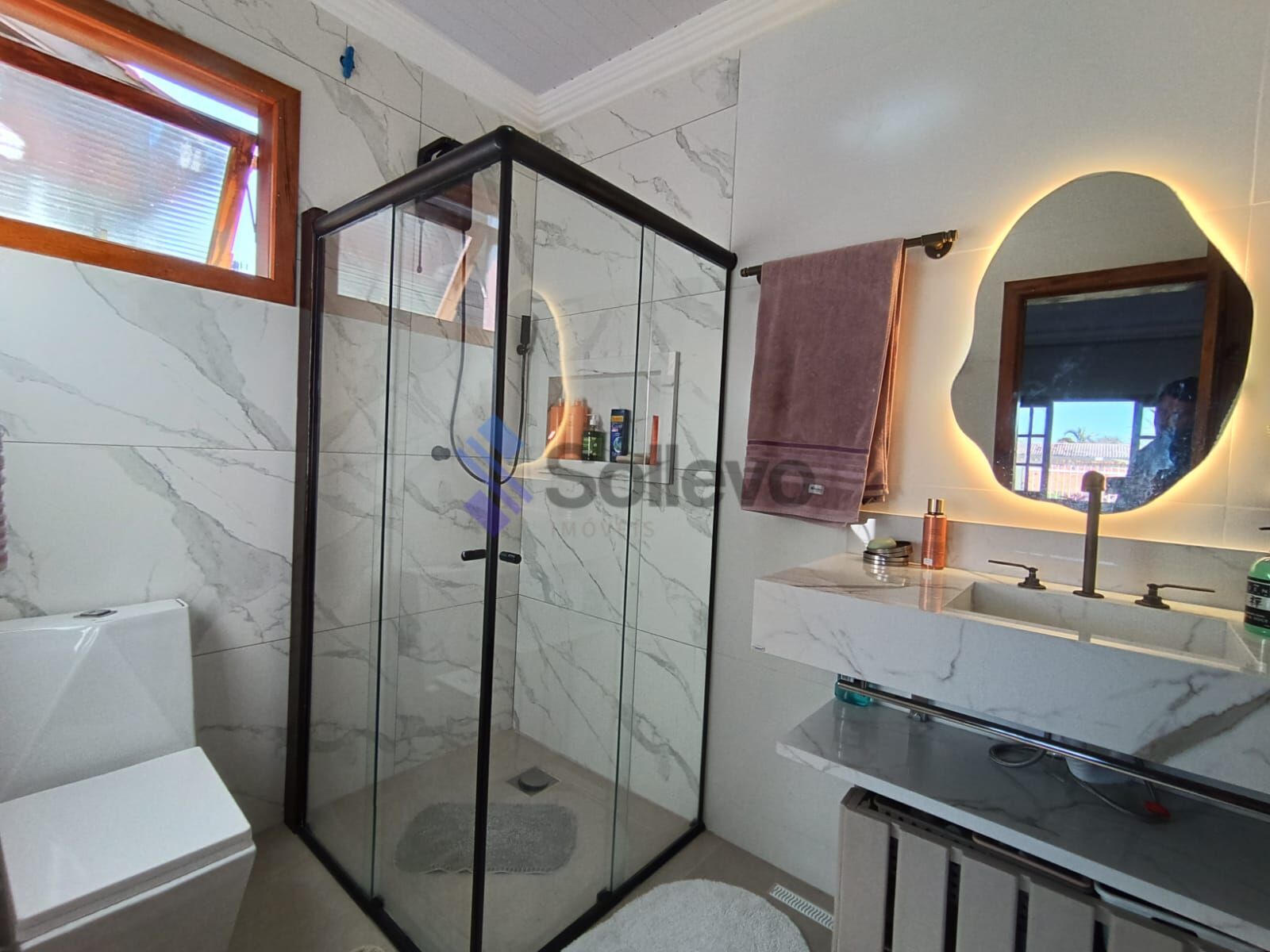 Casa à venda com 4 quartos, 223m² - Foto 11