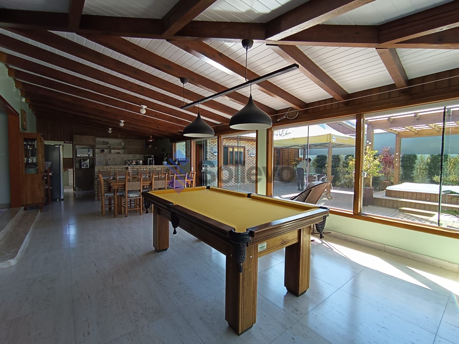 Casa à venda com 4 quartos, 223m² - Foto 6