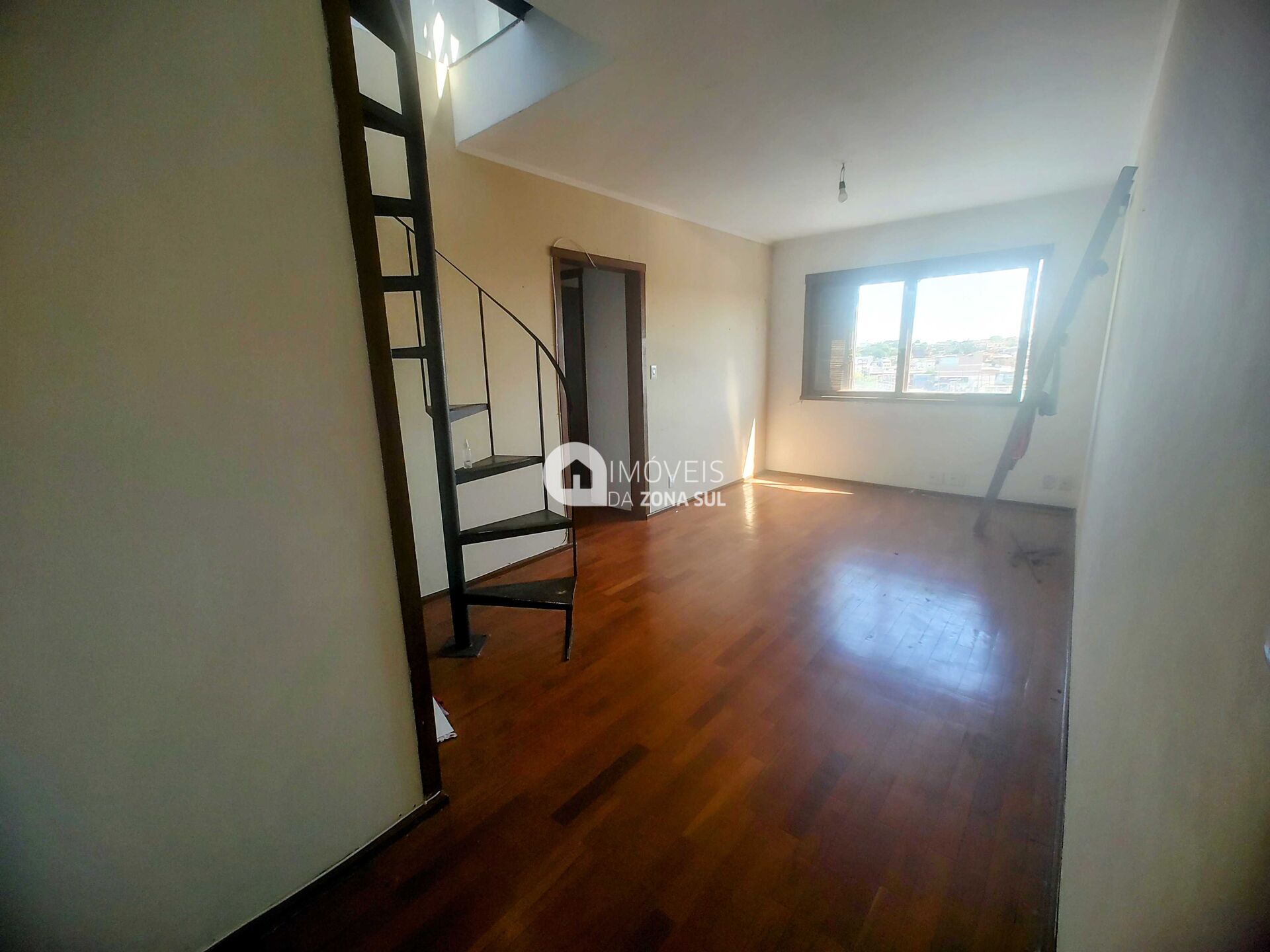 Cobertura à venda com 2 quartos, 124m² - Foto 1