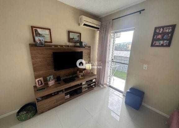 Apartamento à venda com 2 quartos, 45m² - Foto 1