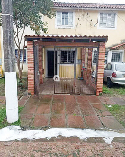 Sobrado à venda com 2 quartos, 51m² - Foto 1