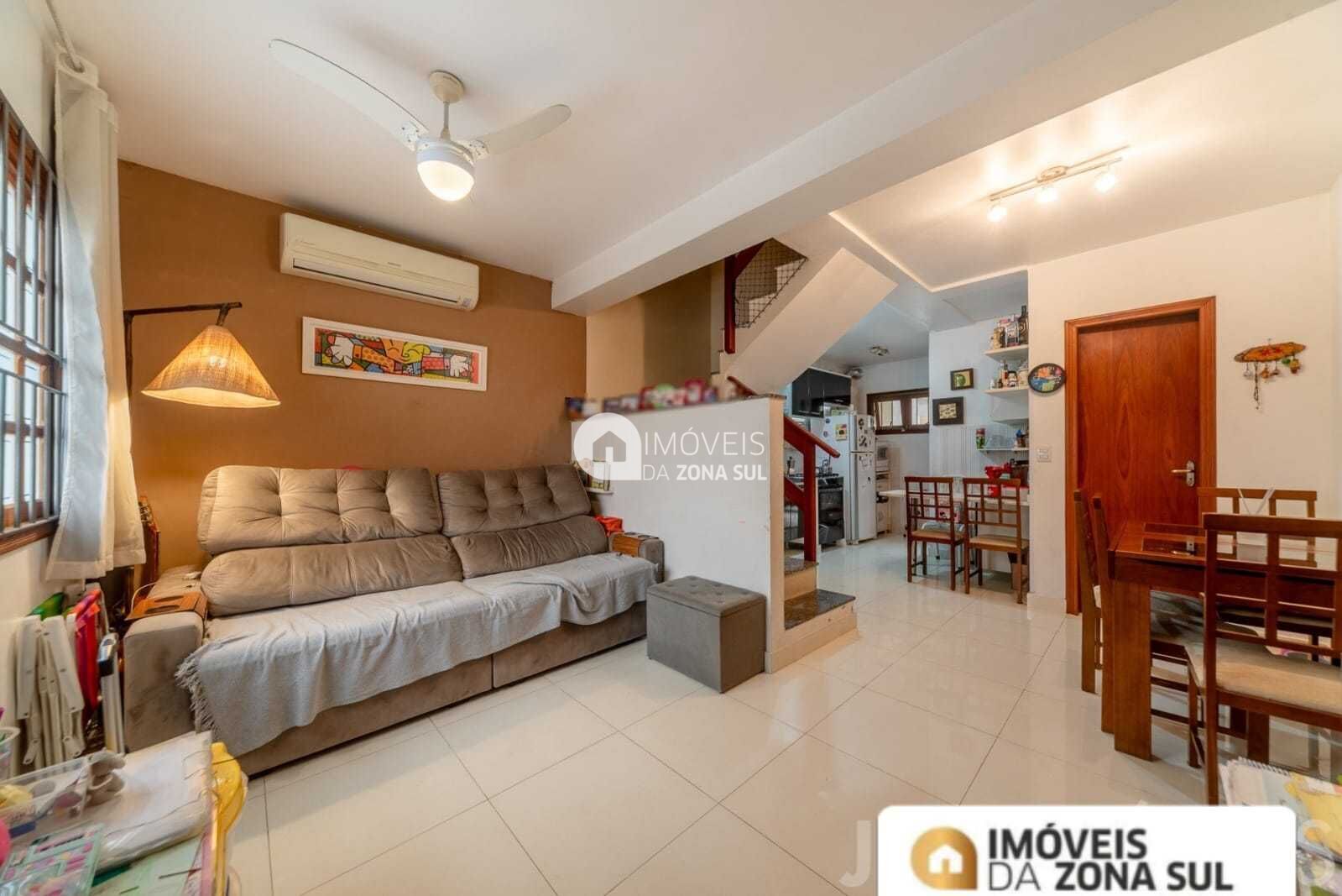 Sobrado à venda com 3 quartos, 97m² - Foto 1