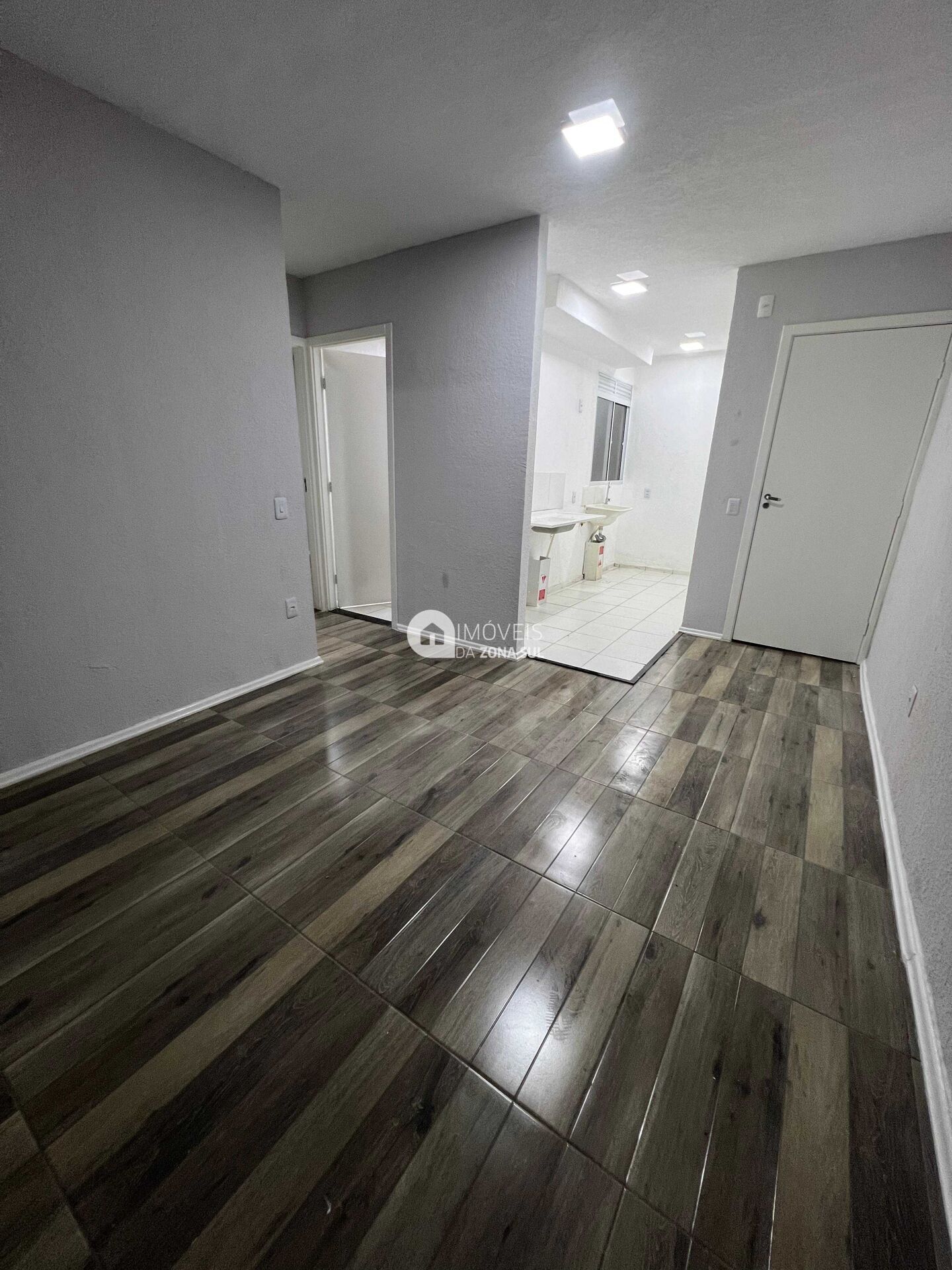 Apartamento à venda com 2 quartos, 41m² - Foto 3