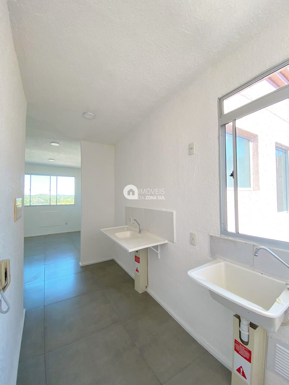 Apartamento à venda com 2 quartos, 40m² - Foto 8