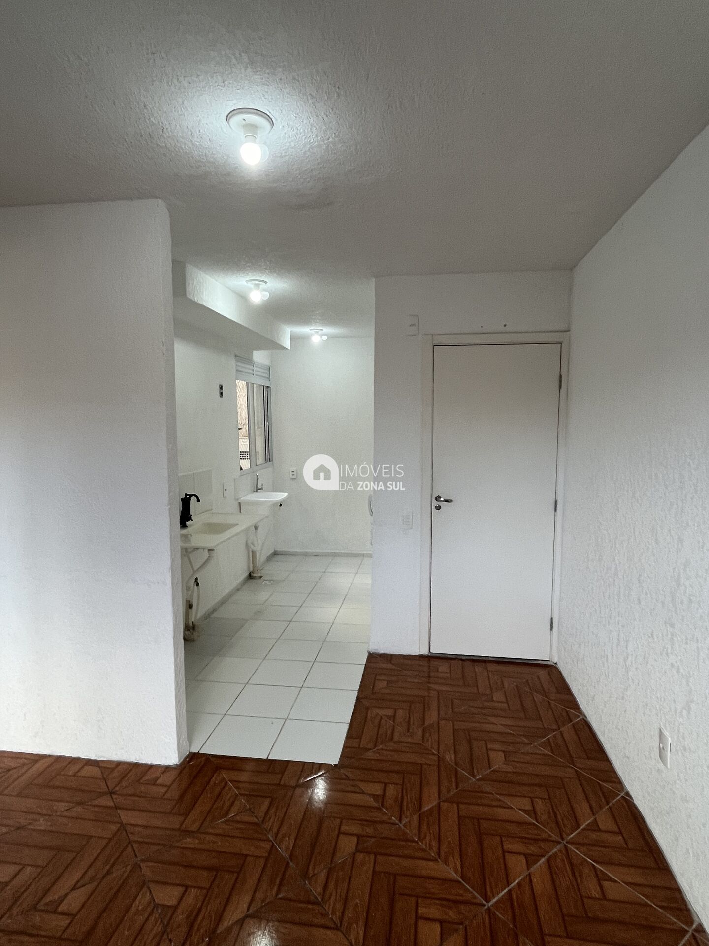 Apartamento à venda com 2 quartos, 41m² - Foto 1