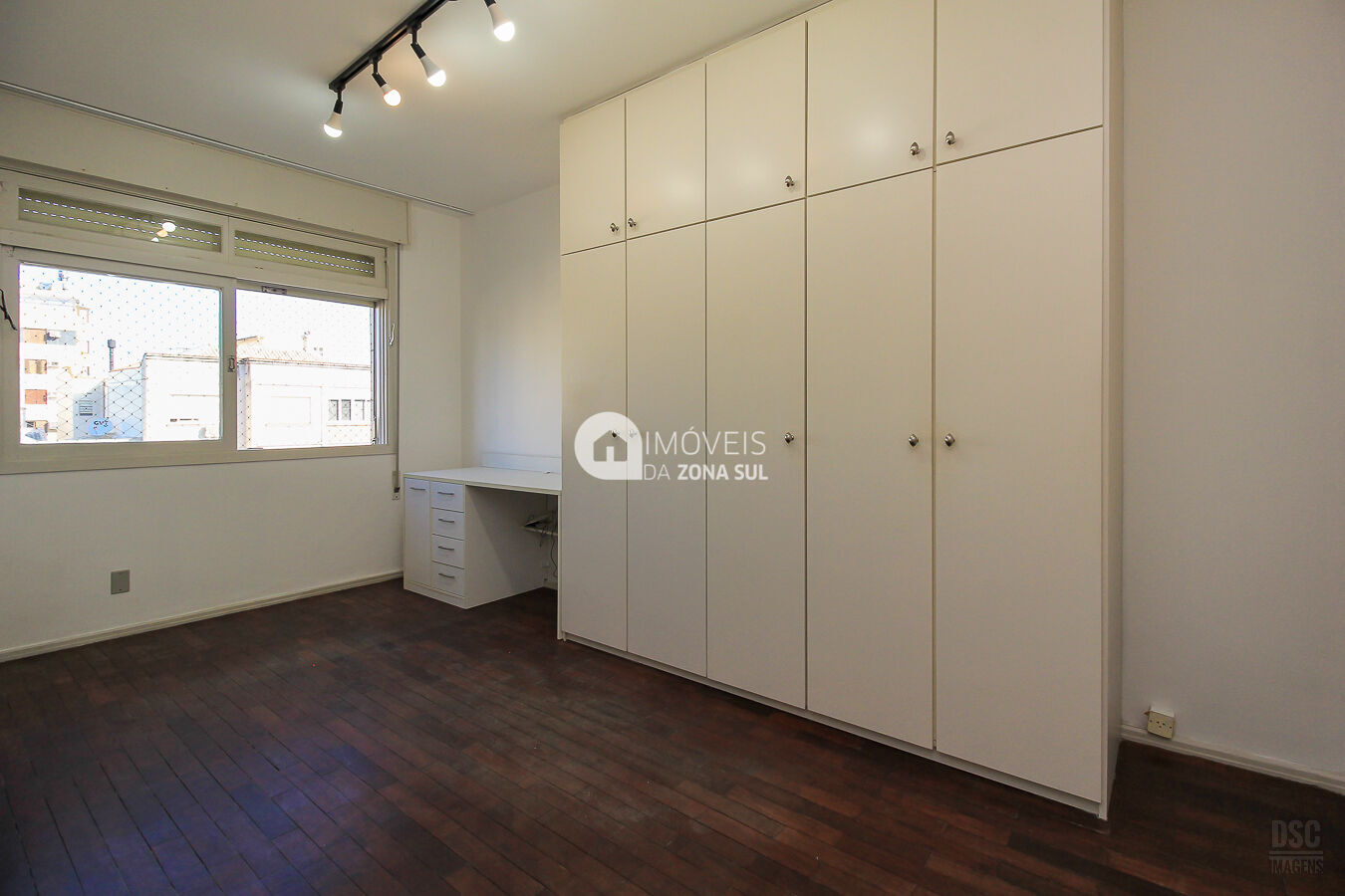 Apartamento à venda com 3 quartos, 98m² - Foto 11