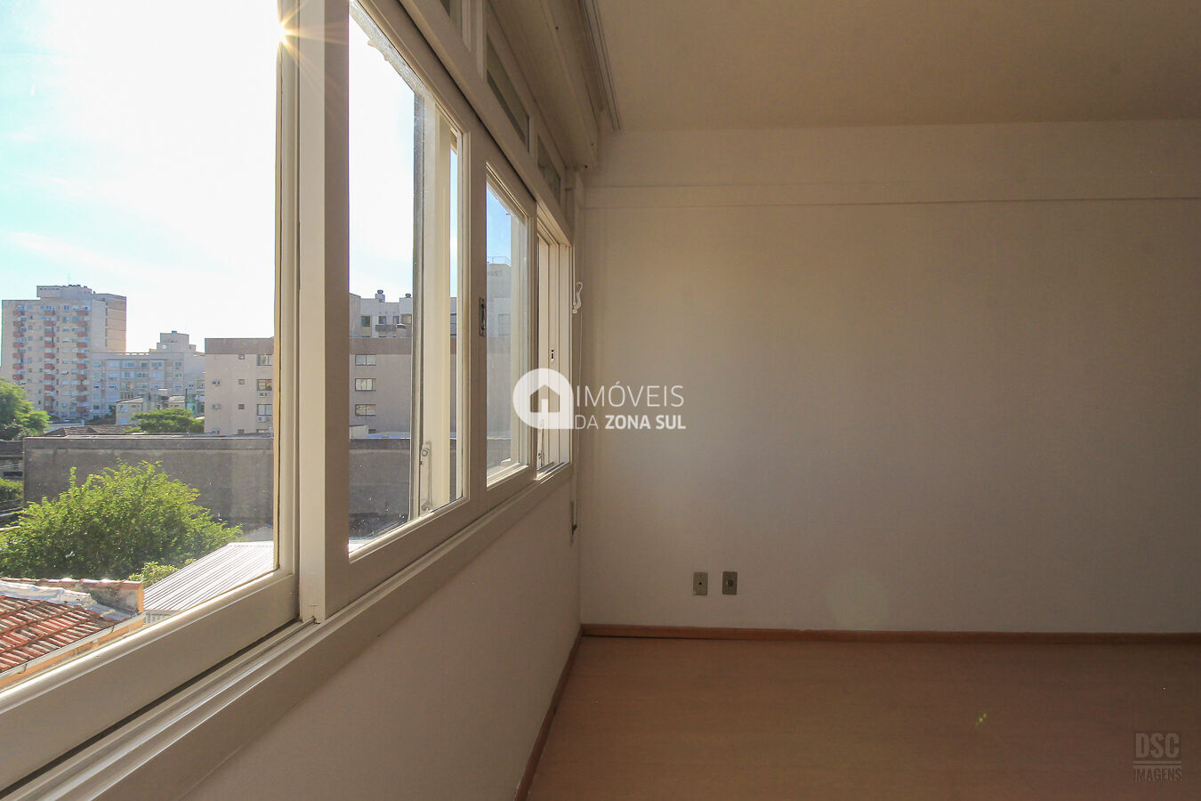 Apartamento à venda com 3 quartos, 98m² - Foto 3