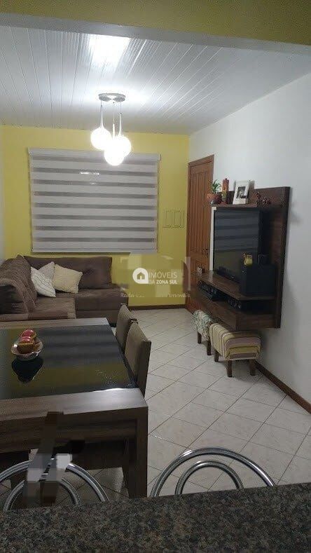 Casa à venda com 2 quartos, 67m² - Foto 2