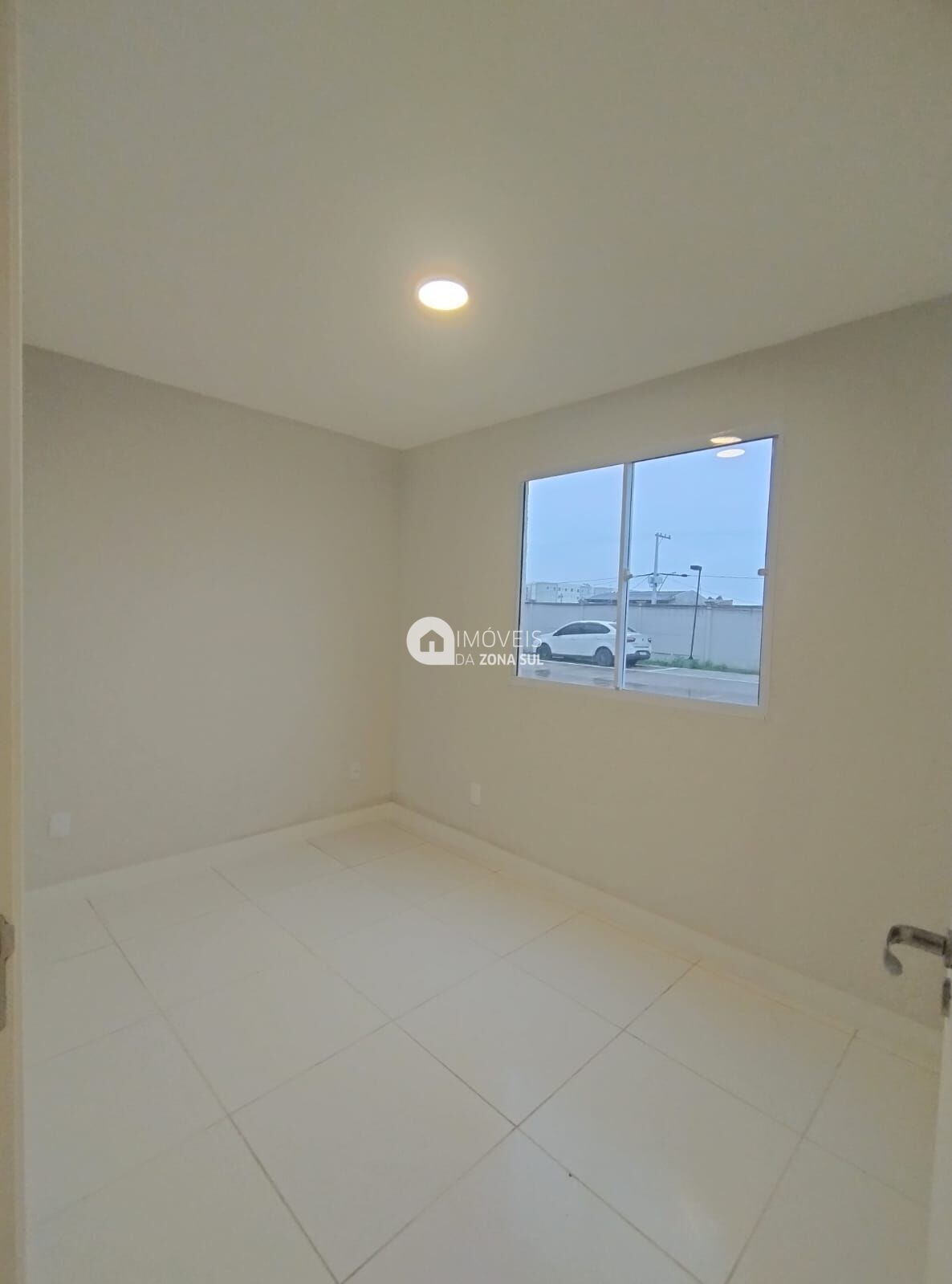 Apartamento à venda com 2 quartos, 42m² - Foto 4
