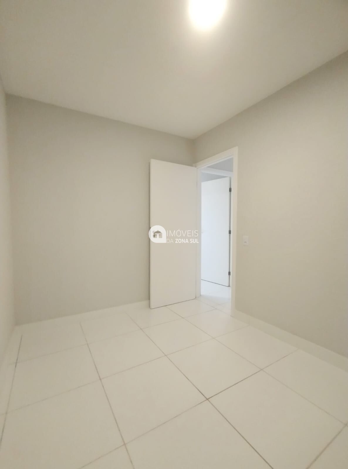 Apartamento à venda com 2 quartos, 42m² - Foto 7