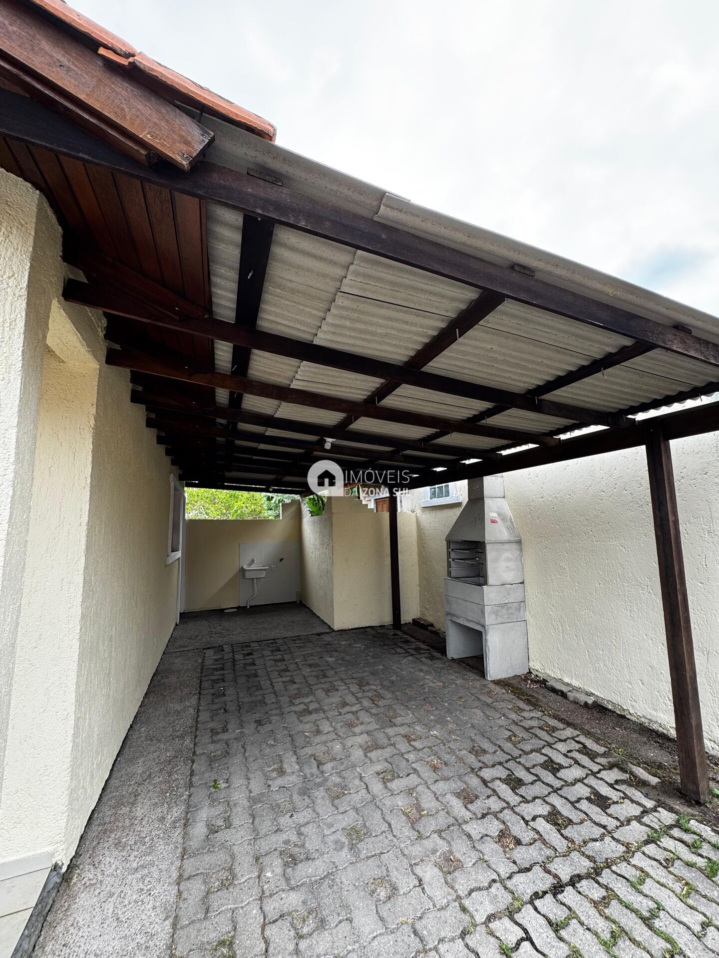 Casa à venda com 2 quartos, 49m² - Foto 6