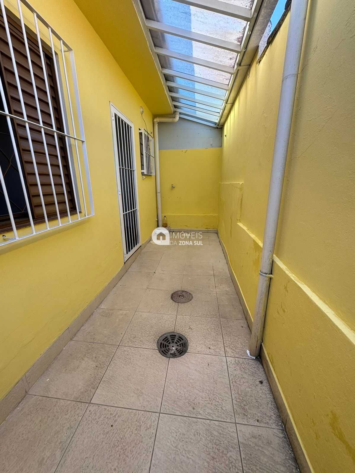 Casa à venda com 1 quarto, 46m² - Foto 9