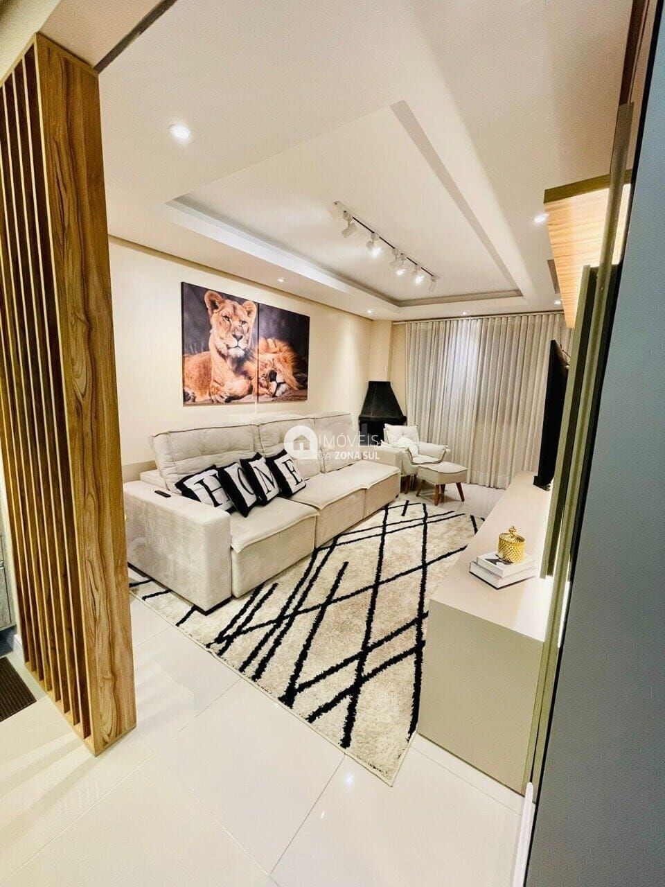 Casa à venda com 2 quartos, 100m² - Foto 2