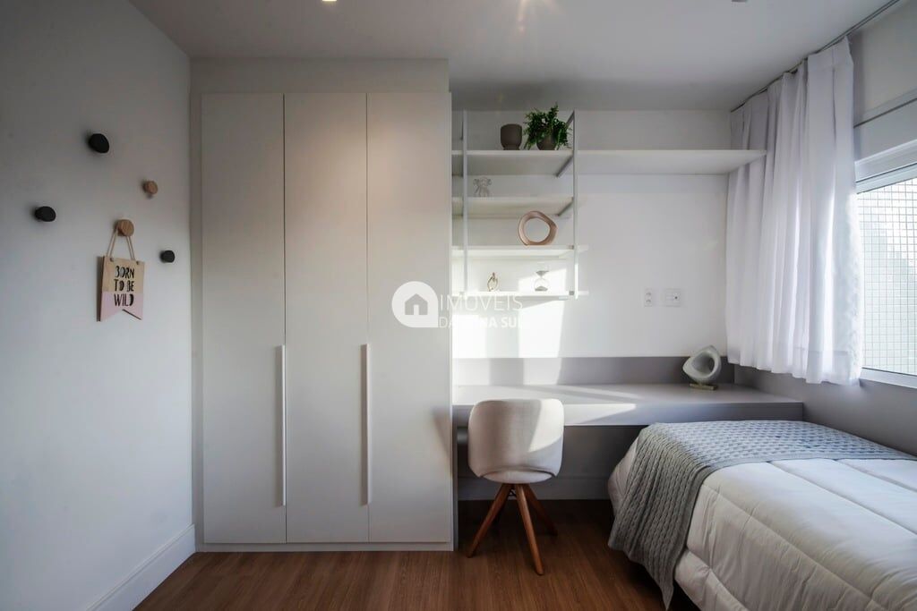 Apartamento à venda com 3 quartos, 112m² - Foto 11