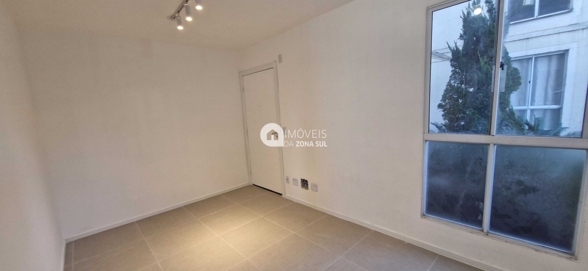 Apartamento à venda com 2 quartos, 41m² - Foto 11