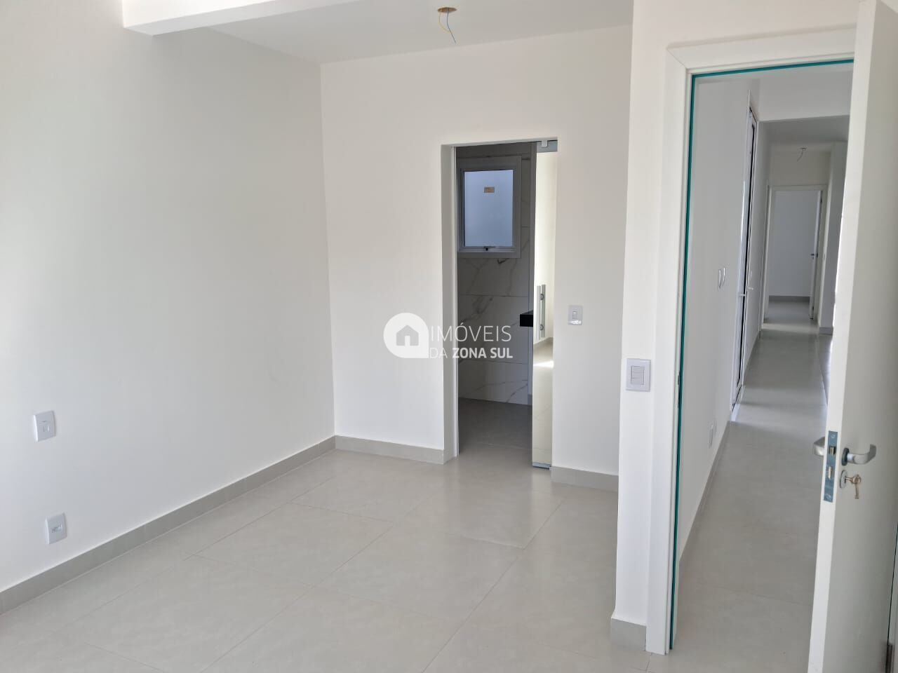 Casa à venda com 3 quartos, 92m² - Foto 13