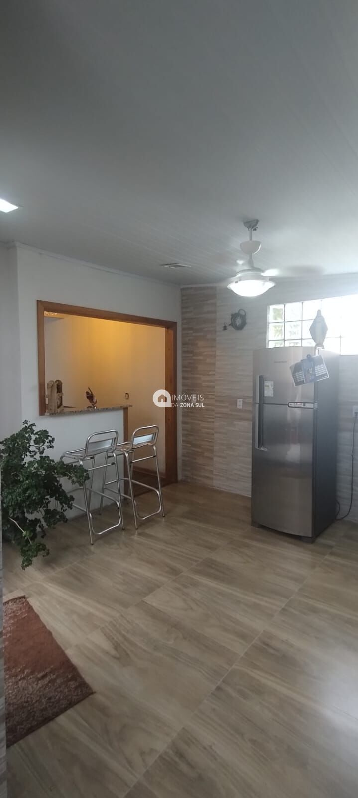 Casa à venda com 2 quartos, 109m² - Foto 2