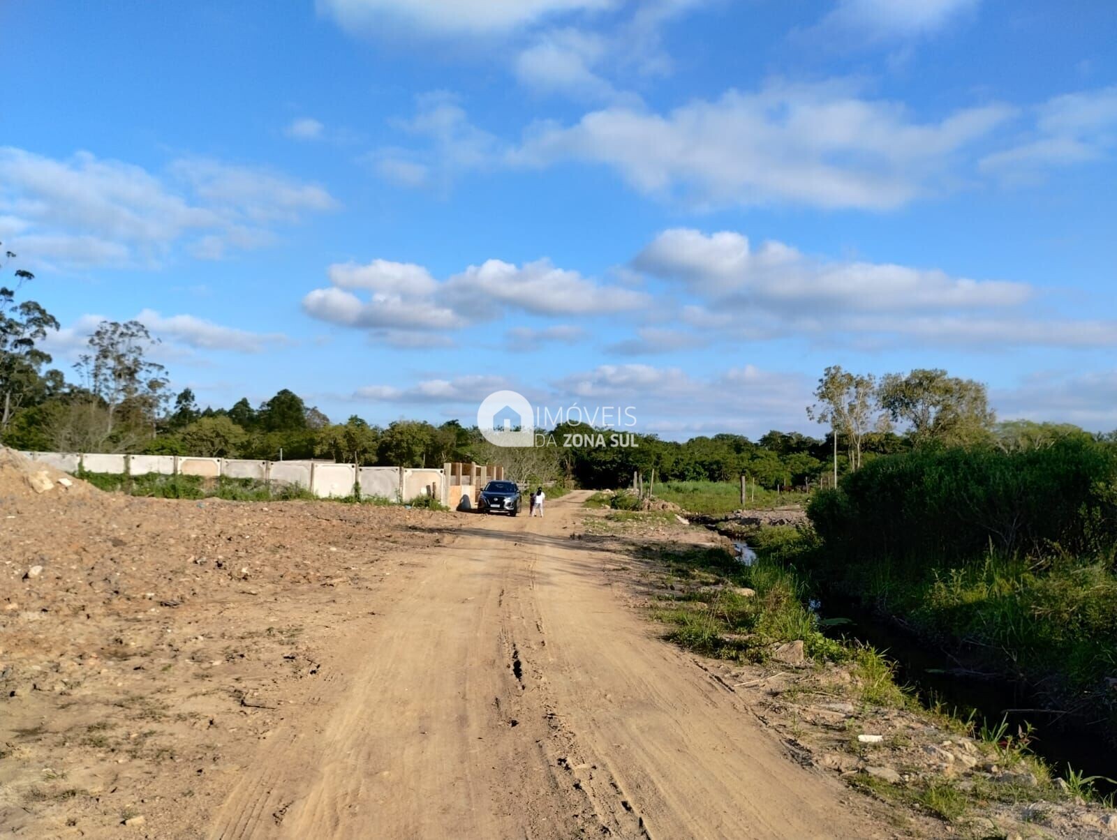 Terreno à venda, 1000m² - Foto 1