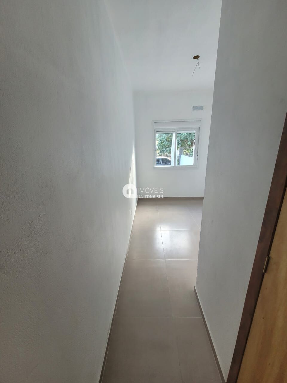 Casa à venda com 2 quartos, 45m² - Foto 9