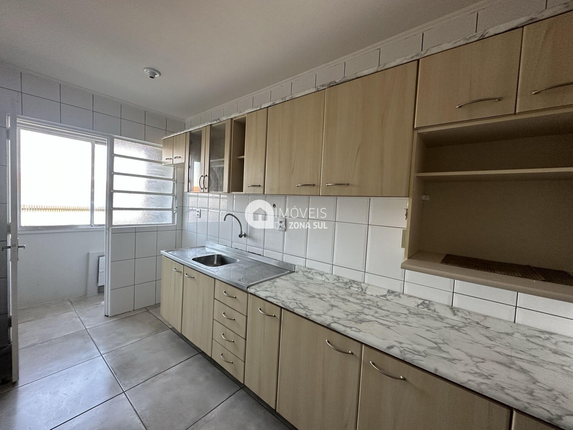 Apartamento à venda com 2 quartos, 75m² - Foto 15