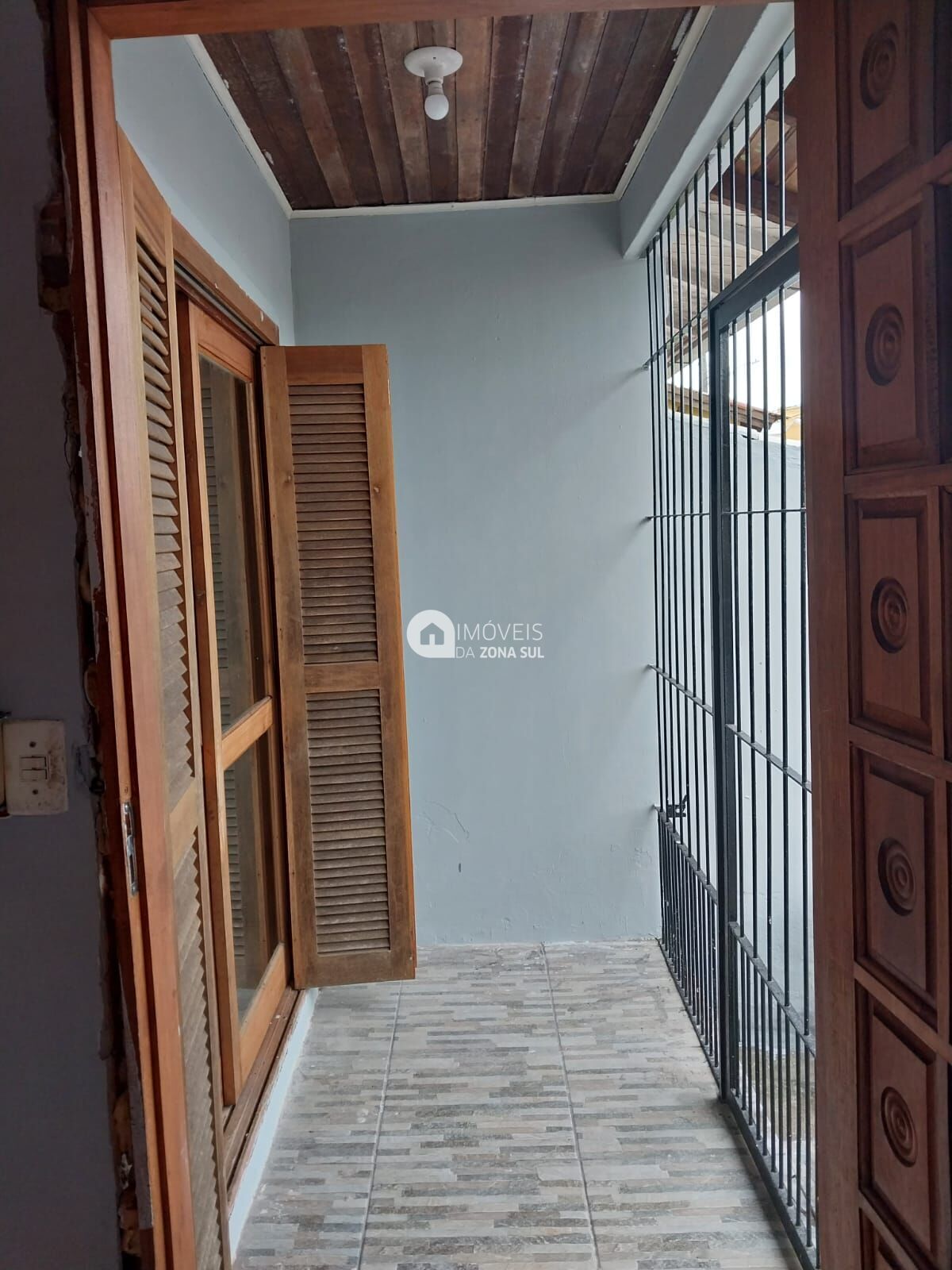 Casa à venda com 2 quartos, 56m² - Foto 3