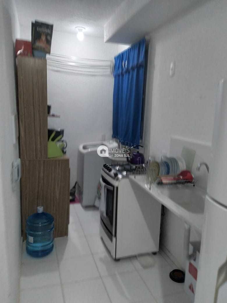 Apartamento à venda com 2 quartos, 41m² - Foto 4