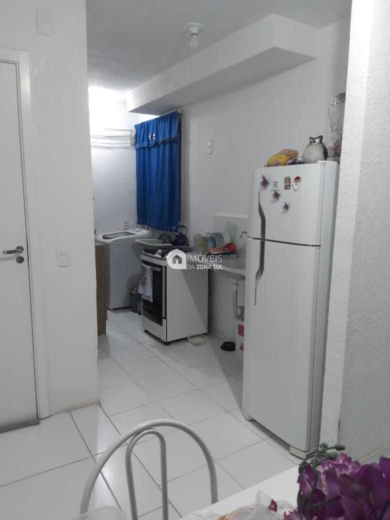 Apartamento à venda com 2 quartos, 41m² - Foto 3