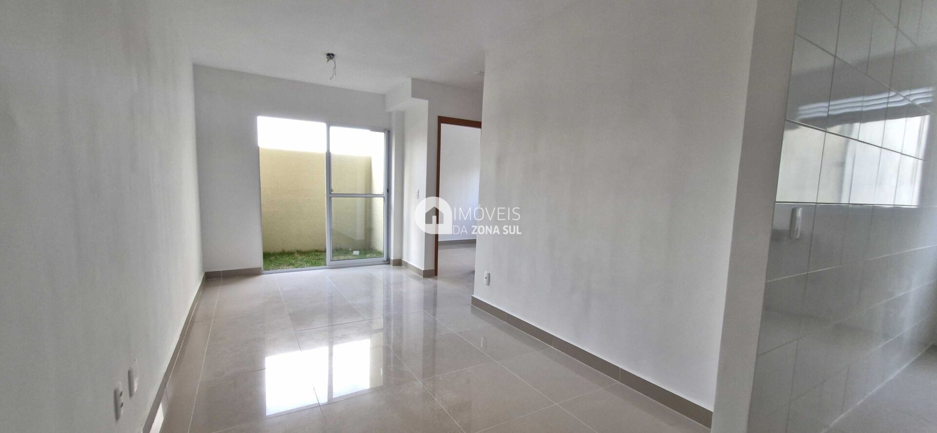 Apartamento à venda com 2 quartos, 48m² - Foto 2