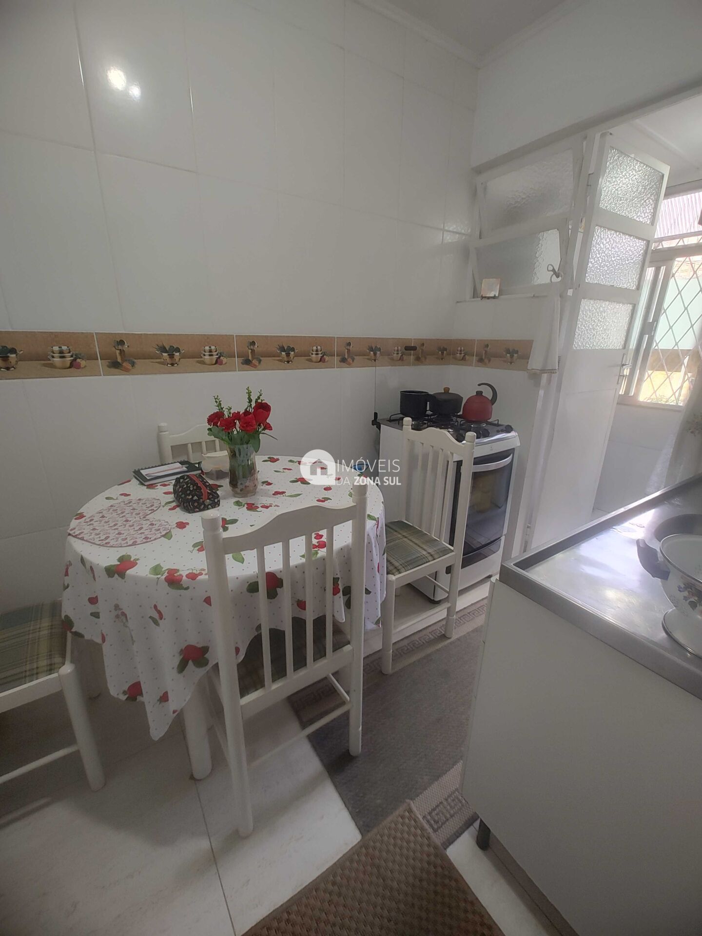 Apartamento à venda com 1 quarto, 40m² - Foto 4