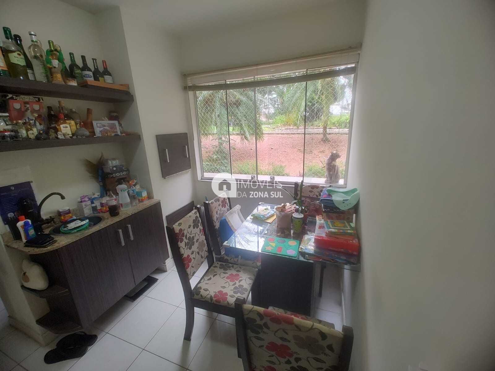 Apartamento à venda com 3 quartos, 67m² - Foto 4