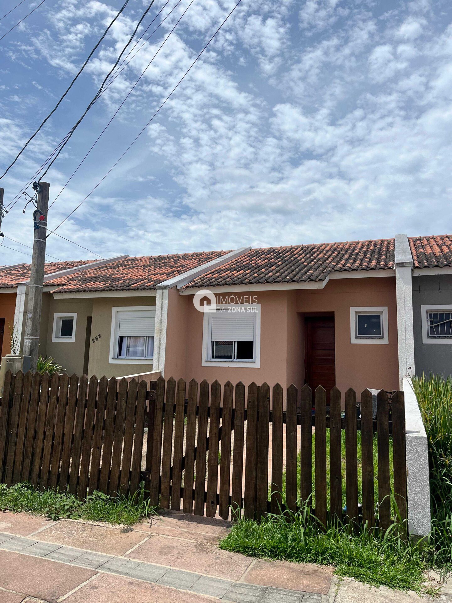 Casa, 2 quartos, 46 m² - Foto 1