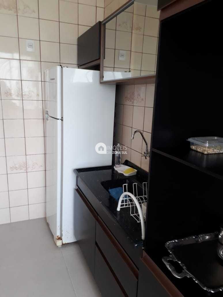 Apartamento à venda com 2 quartos, 47m² - Foto 3