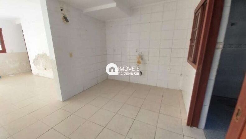 Casa à venda com 2 quartos, 83m² - Foto 4