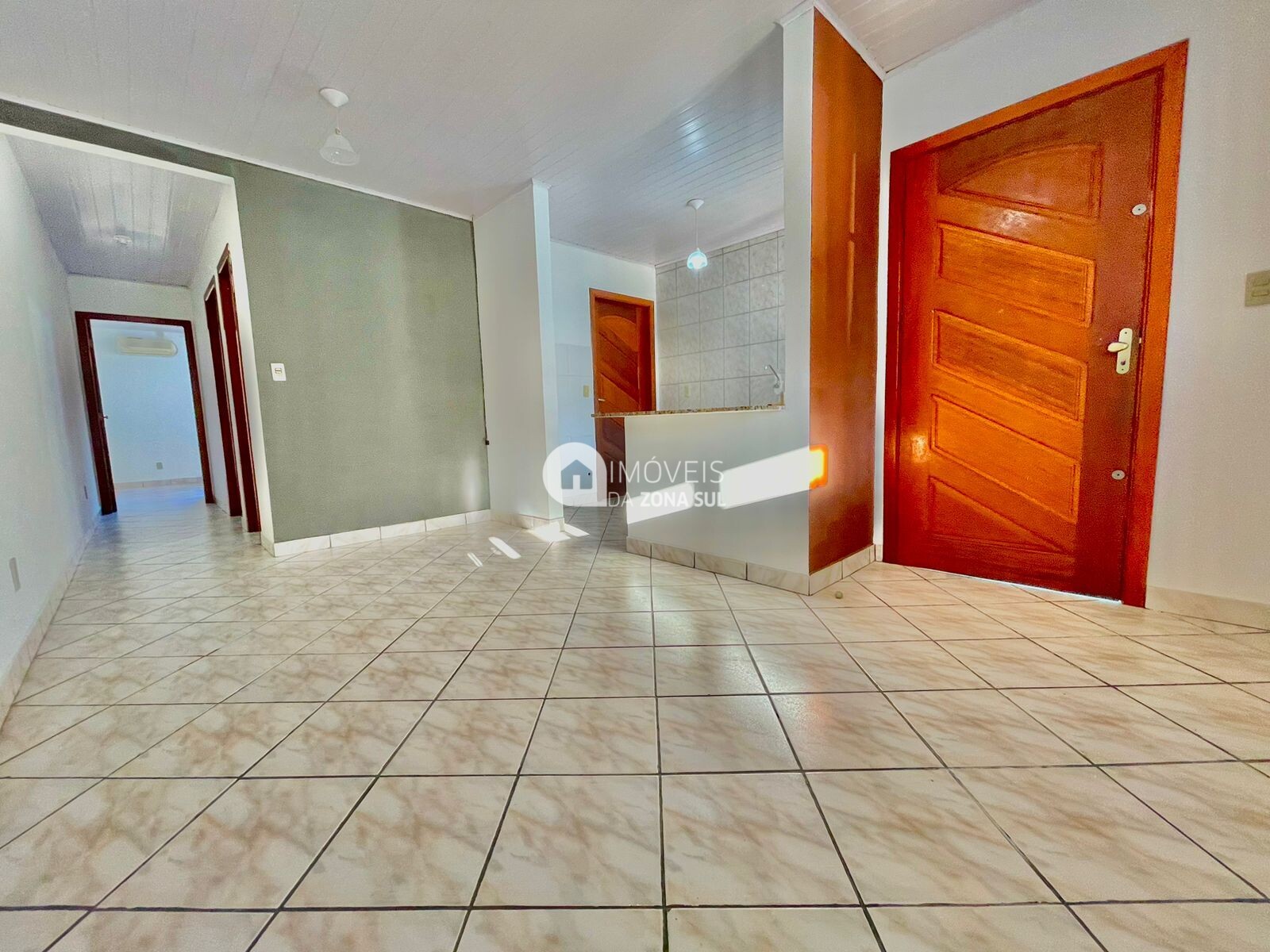 Casa, 2 quartos, 52 m² - Foto 1