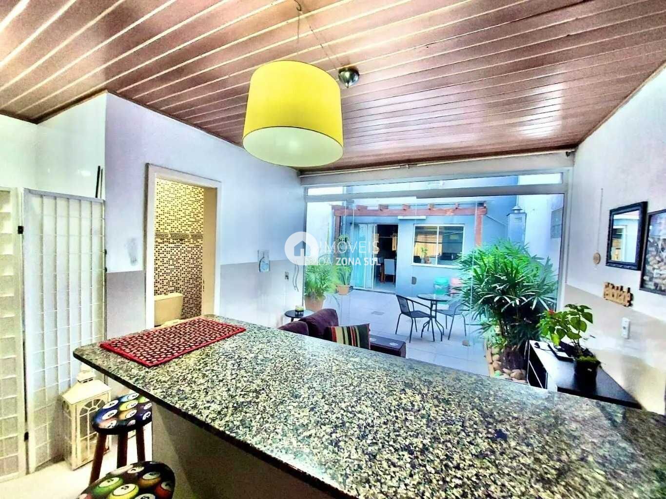 Sobrado à venda com 2 quartos, 146m² - Foto 29