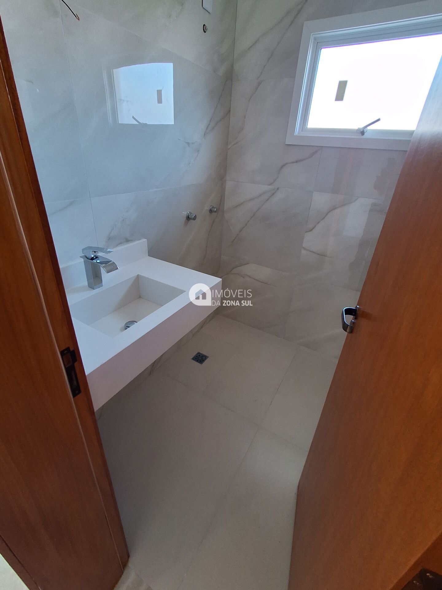 Casa, 3 quartos, 194 m² - Foto 2